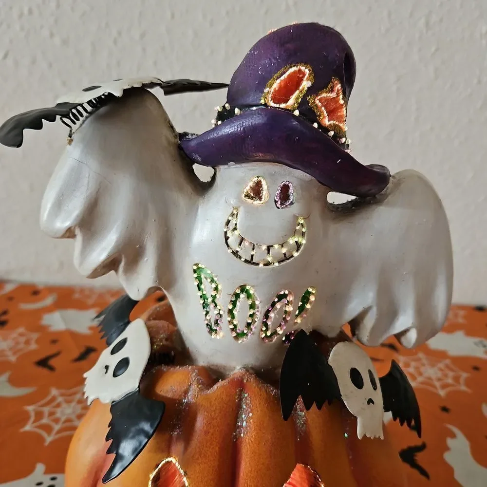 Pumpkin and Ghost Halloween Fiber Optic Light-Up Decoration